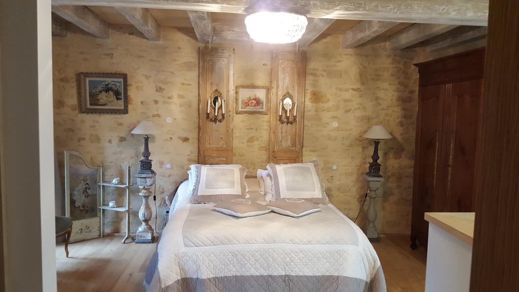 Le Clos Des Songes Saint-Leon-sur-Vezere Exteriör bild